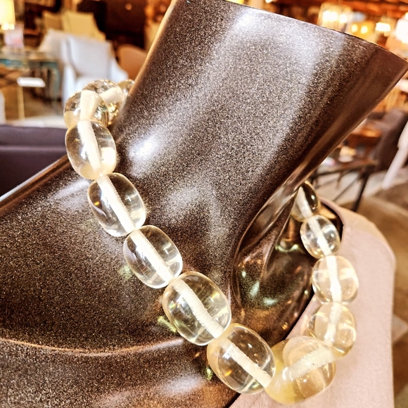 Chunky Acrylic Statement Necklace w/Screw Clasp - Picture 8 of 17